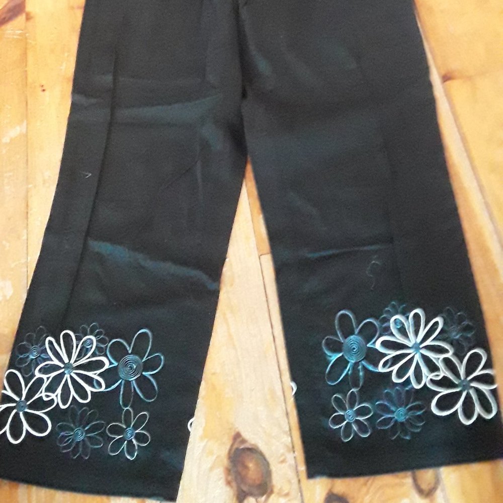 Cotton pant with embellishment